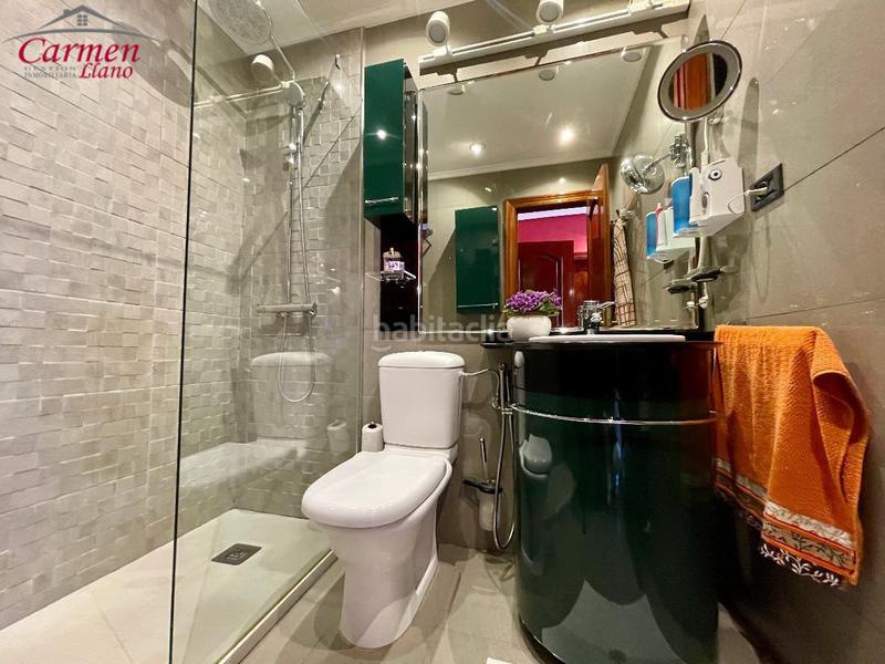 Foto e37fa84d-ffe7-4461-83cc-1d7998599820. Casa adossada amb calefacció aparcament piscina a Leioa