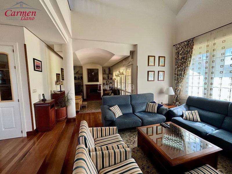 Foto d9acb2a8-a643-4733-b89e-e332442b43a7. Chalet fantastico chalet en la galea (sta. maria ) en Getxo