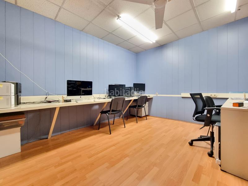 Foto f0cb2b20-e84e-4d53-95e3-a5ad6e654036. Office space in Área Romántica Donostia - San Sebastián