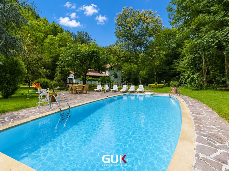 Foto ad0bac37-6941-4fb9-b2d8-c6975bff256e. Chalet en Azken Portu - Behobia Irun