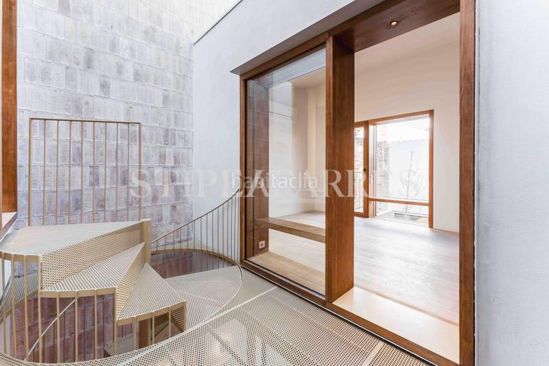 Foto 8ea0fe05-cf0e-4202-a905-70b36ed5bfc1. Casa in Centre - Estació Sant Cugat del Vallès