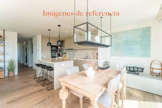 Pis  Passeig de grcia. Precioso piso exterior con piscina en el quadrat d'or