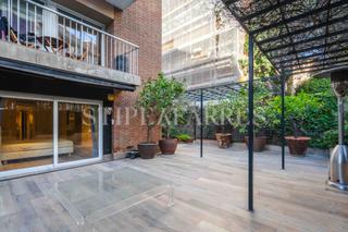 Rent Ground floor  Carrer de ferran agulló. Maravillosa planta baja con terraza en turó parc