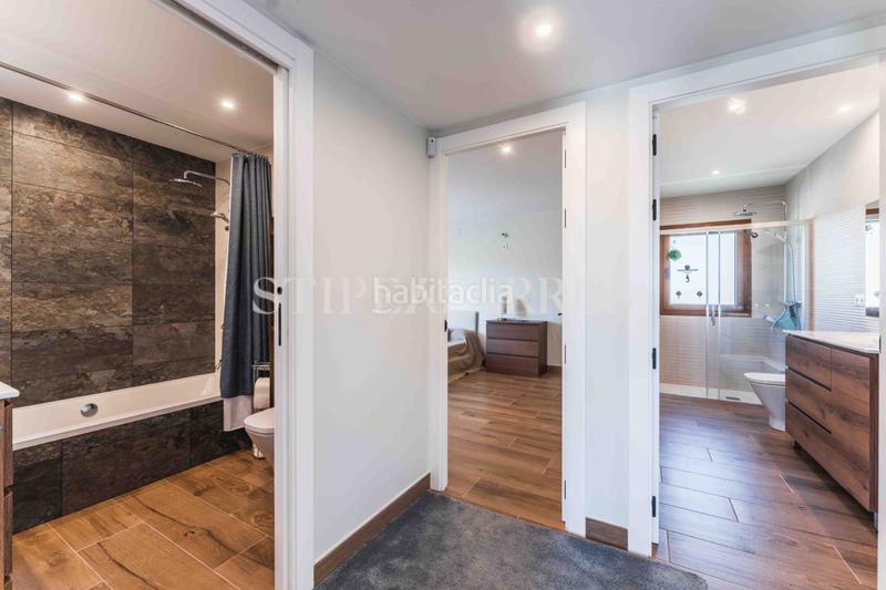 Foto a6769c2b-ee7b-4d7e-aa9f-20a67bd69741. Chalet con camino riscaldamento parcheggio piscina in Salou