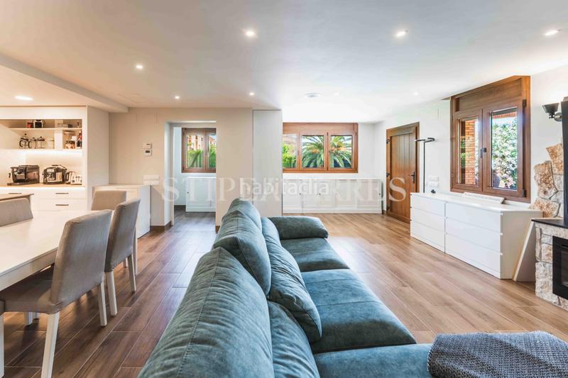 Foto b5976467-2b59-428c-b041-4bbcaf614036. Chalet con camino riscaldamento parcheggio piscina in Salou