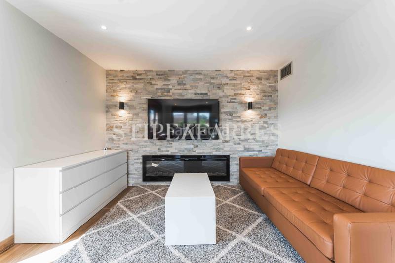 Foto beb3736c-ba3a-4287-842a-a42c999c8945. Chalet con camino riscaldamento parcheggio piscina in Salou