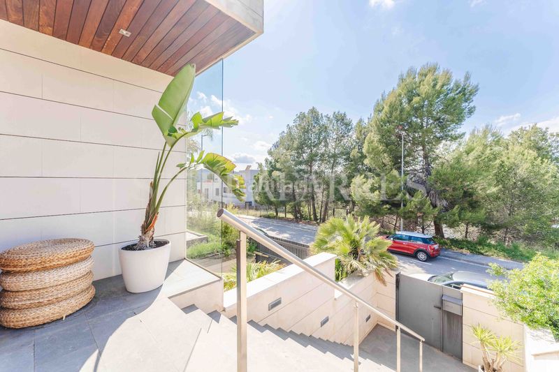 Foto 76cca451-c3f9-4ca1-8d3d-b17f41471a14. Location maison avec chauffage parking piscine dans Papiol (El)