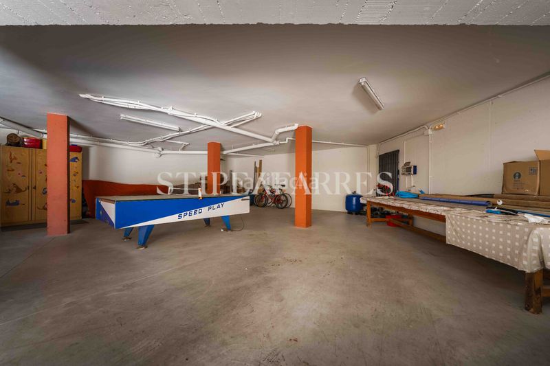 Foto d1f00877-a876-40f1-98e6-6fbf2f6f9da2. Xalet amb xemeneia calefacció aparcament piscina a Garriga (La)