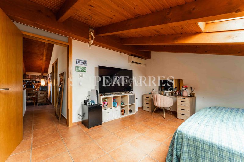 Foto 4252b534-960e-432e-9257-8443066890c1. Casa amb calefacció aparcament piscina a La Salut Barcelona
