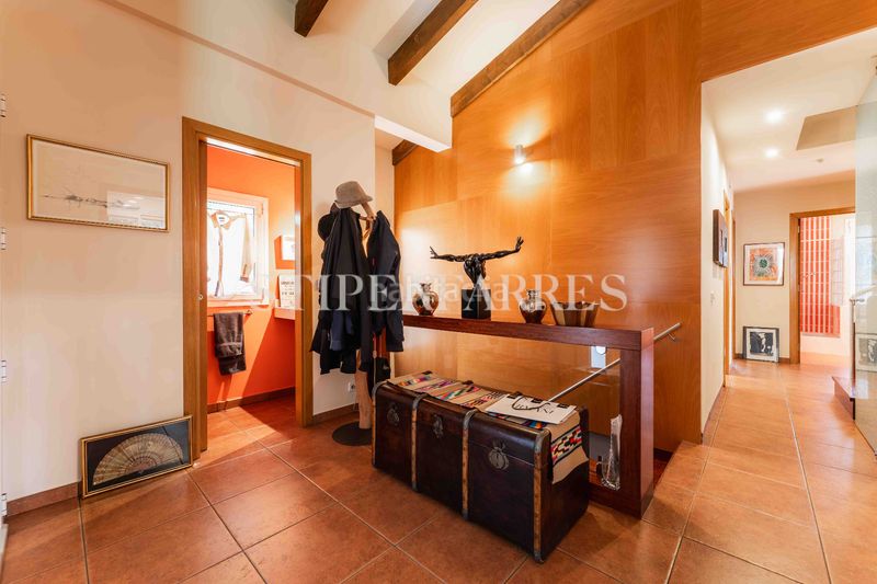 Foto 86137c5a-a123-4e8e-bdd2-6d1ff17bd938. Casa amb calefacció aparcament piscina a La Salut Barcelona