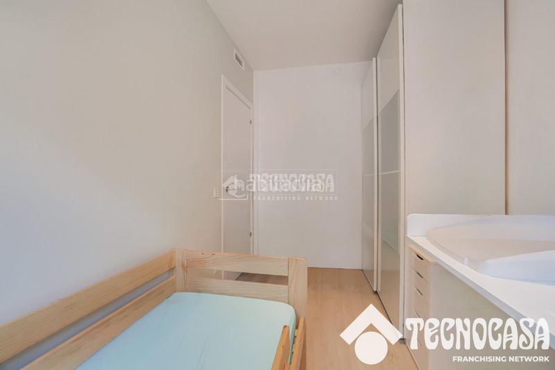 Foto 57c42f94-6cf6-47bd-96bb-28fac25b6347. Pis amb calefacció aparcament a Baix Guinardó Barcelona