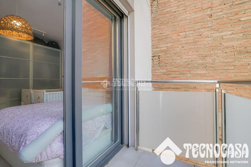 Foto 5ef11214-cb79-4e98-99b0-f32c675e109e. Pis amb calefacció aparcament a Baix Guinardó Barcelona