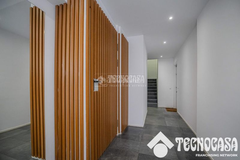 Foto 61c6478e-8b5e-4a2f-9141-d20a6bb2e445. Pis amb calefacció aparcament a Baix Guinardó Barcelona