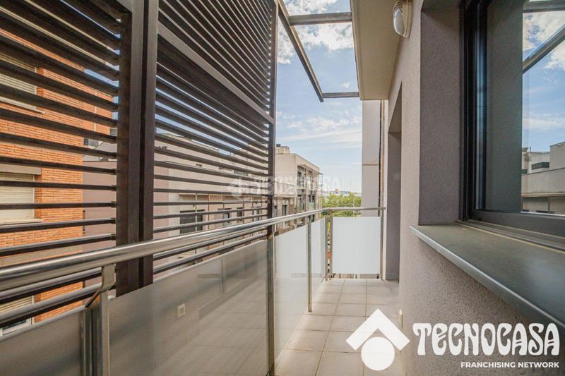 Foto 726666f4-06b8-49e0-8cb3-42e5dd85f944. Pis amb calefacció aparcament a Baix Guinardó Barcelona