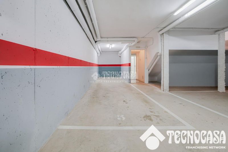 Foto 7c240be7-2474-40a6-a5a0-5a5d679b3a9d. Pis amb calefacció aparcament a Baix Guinardó Barcelona