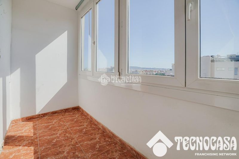 Foto e8c43be1-4a55-4b0c-bb16-e348347df0b9. Àtic a Baix Guinardó Barcelona