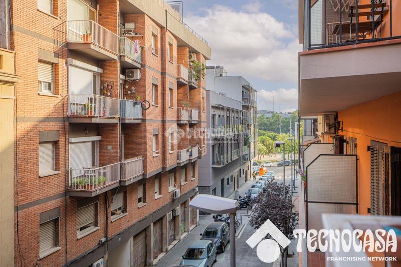 Foto a84fa5cd-0cb4-4b45-ae7a-e4baf68d61be. Pis amb calefacció a Baix Guinardó Barcelona