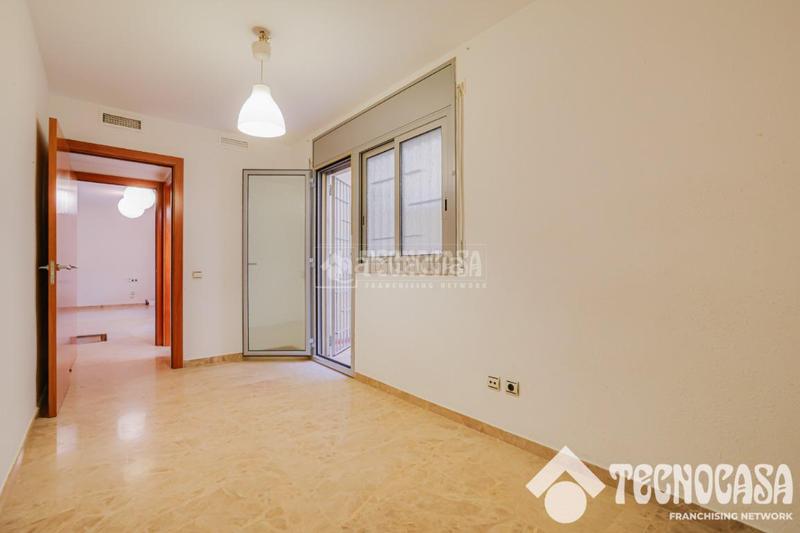 Foto 04e716d6-3bf0-4ebd-b994-3c851669409d. Dúplex piso en venta en Baix Guinardó Barcelona