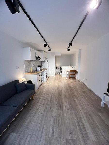 Foto bad48083-2097-48dc-b827-3ca73a83756e. Local comercial a Baix Guinardó Barcelona