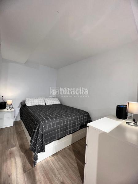 Foto ec031130-259d-41de-8a55-cbf2868218c6. Local comercial a Baix Guinardó Barcelona