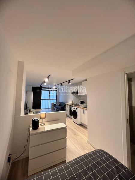 Foto ed2dadae-d422-48e0-971e-9a8c91d380b4. Local comercial a Baix Guinardó Barcelona