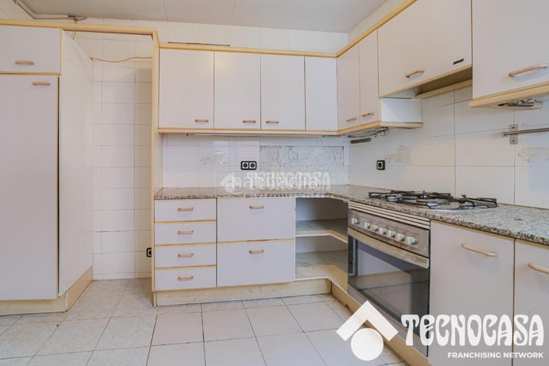 Foto 0ecec31d-fe76-4ef8-a04d-df81b91d8900. Piso  en venta en Baix Guinardó Barcelona