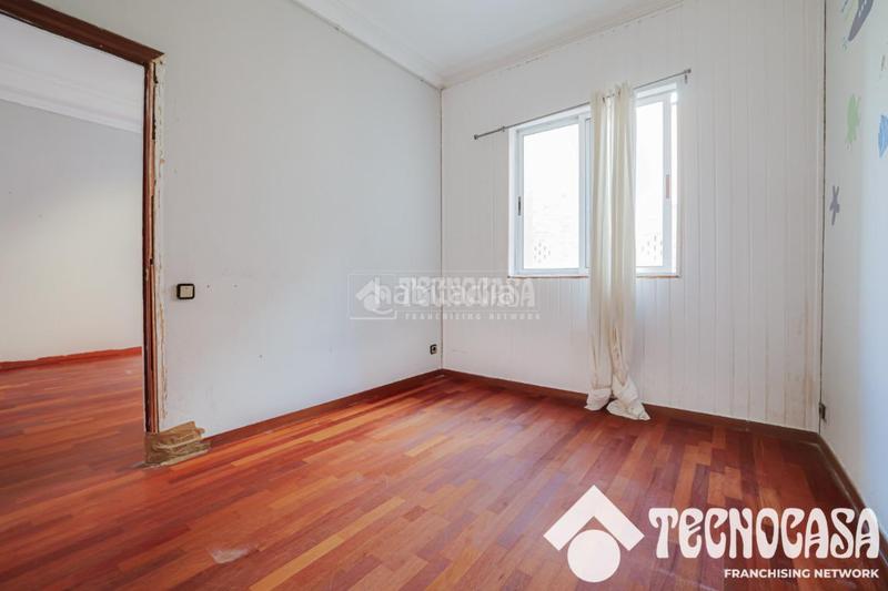 Foto 8dd9e5e4-0b32-4054-ab0b-cc0a9becefc2. Piso  en venta en Baix Guinardó Barcelona