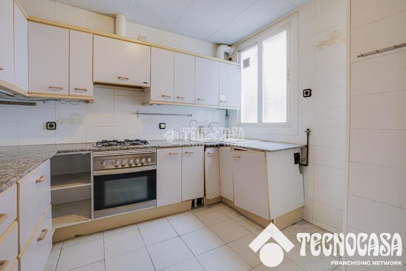 Foto e8ee2037-84e2-476e-aa1b-ac09d799a907. Piso  en venta en Baix Guinardó Barcelona
