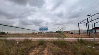 Terreno residenziale in Barriada Inmaculada - Zurbarán. Terreno 3000 m2 industriales