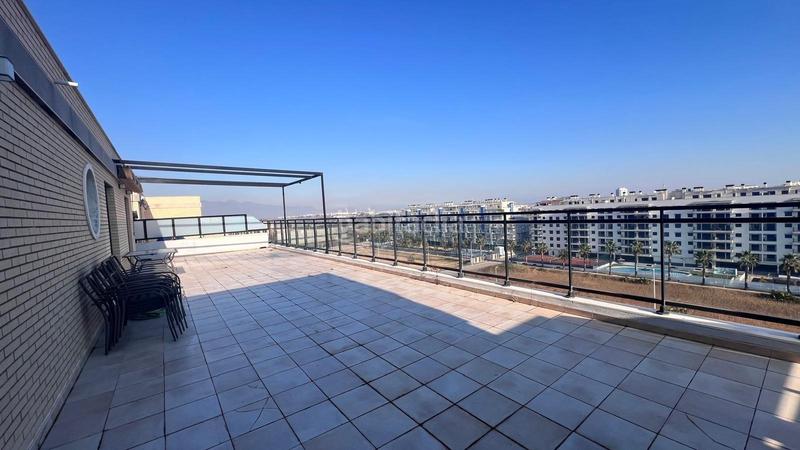 Foto afd87c91-88b0-40ce-a08f-4c066cda8a22. Location attique avec parking piscine dans Moncófar Playa Moncofa