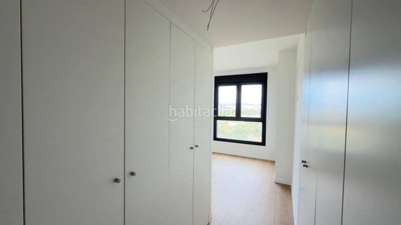 Foto 54c32f38-5274-406b-b39d-6de9f9ccfa86. Location appartement avec parking dans El Mercado Manises