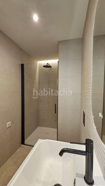 Foto 70db9ede-389a-4ae1-bf8e-42a94e94738f. Casa a Alaquàs