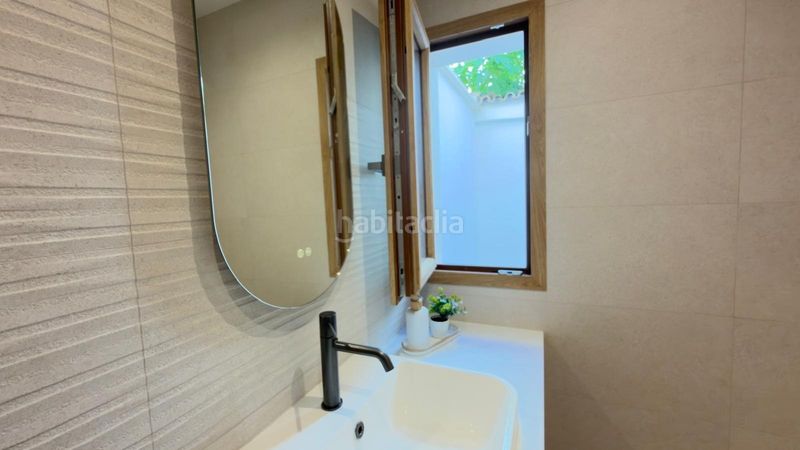 Foto e0973a1b-cb37-484b-b7f3-dcd6afc7770d. Casa a Alaquàs