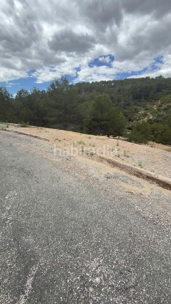 Foto 525b6280-35c3-47e2-bbbc-47cd4e19fe58. Terreny residencial a Centro Chiva