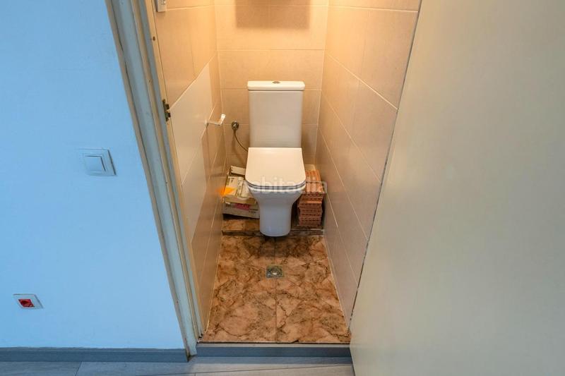 Foto ee30b558-7dab-4218-9268-c45cca4c07ec. Apartamento piso reformado con ascensor en rambla del Raval en Barcelona