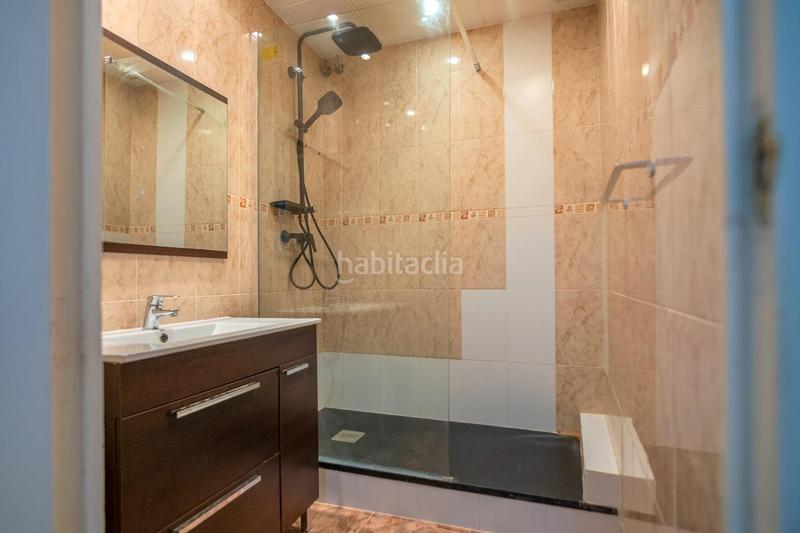 Foto fac4f260-7e29-412c-b07f-959c76cd7727. Apartamento piso reformado con ascensor en rambla del Raval en Barcelona
