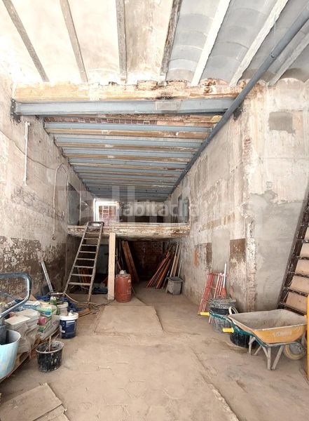 Foto d3a65bdb-d383-4c83-abd9-d659cb7657b6. Local comercial a Gòtic Barcelona