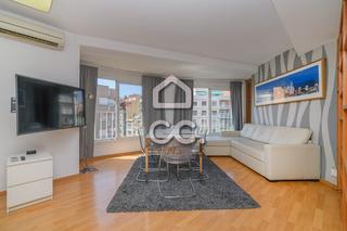 Pis  Carrer lepant. Piso con licencia turistica