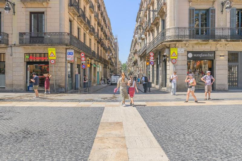 Foto b0be129b-b094-44b6-9726-dc85b6edd13e. Edificio in Gòtic Barcelona