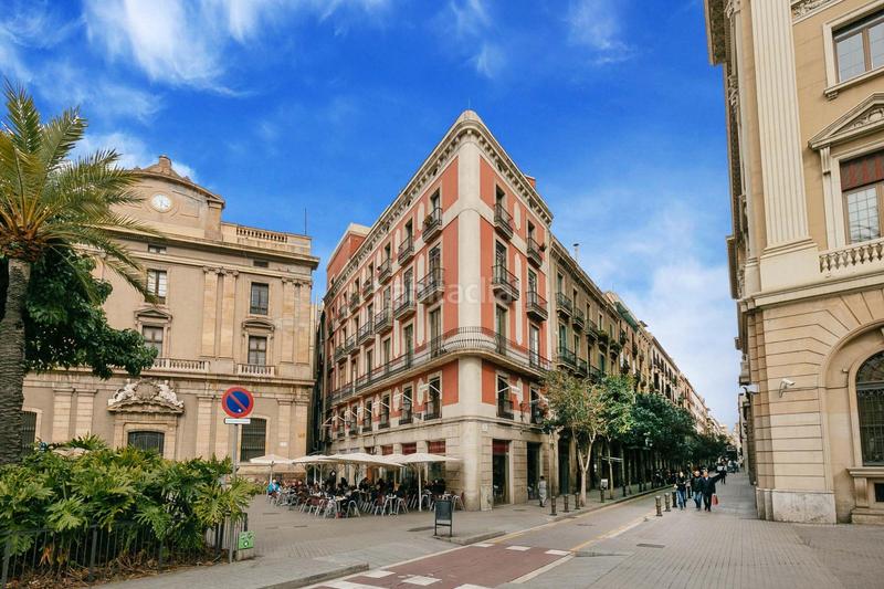 Foto d0006c20-8280-4bb0-97fc-e8d8dd15762a. Edificio in Gòtic Barcelona