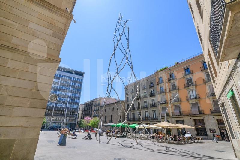 Foto 894f0dee-2d1b-4603-a661-032e28c38664. Local commercial dans Gòtic Barcelona
