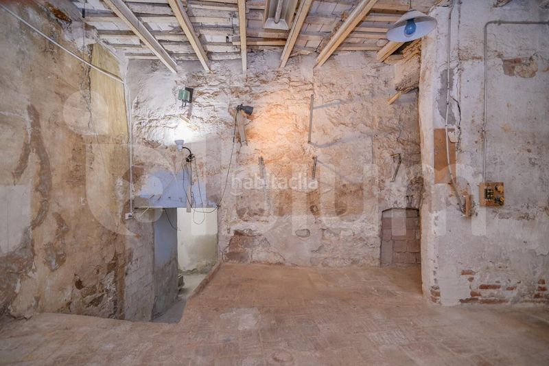 Foto 5bc4f224-04d2-4666-829a-c6b494ddb970. Local comercial a Gòtic Barcelona