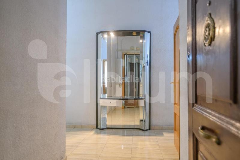 Foto b8abf20b-3333-4084-a6c3-9b4b07141332. Piso  en paseo colón en Gòtic Barcelona