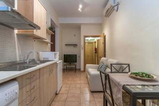 Miete Studiowohnung  Pasaje escudellers. Piso en alquiler de temporada con patio