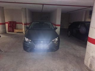Lloguer Aparcament cotxe  Carrer nou de la rambla. Plaza de parking doble en el centro de barcelona  nou de la ramb