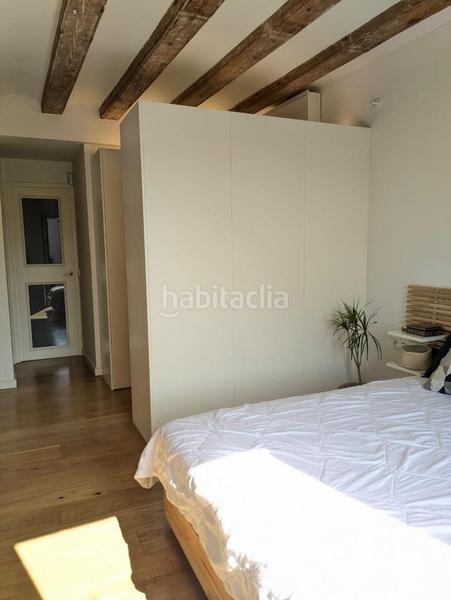 Foto 814af94c-4008-4fea-819d-cd78d66dab81. Alquiler apartamento luminoso piso con encanto en el corazón del barrio gótico en Barcelona