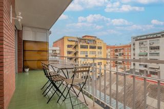 Lloguer Pis  Carrer almogavers. Luminoso piso de 2 habitaciones en alquiler de temporada