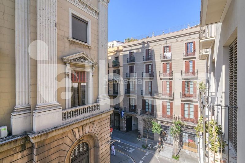 Foto 37a3d923-5d7f-4fcb-a2ea-1ca0e3b11828. Pis a Gòtic Barcelona