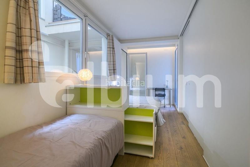 Foto f6f8c803-23ab-4924-b3a1-acd6fa8b2da7. Pis a Gòtic Barcelona
