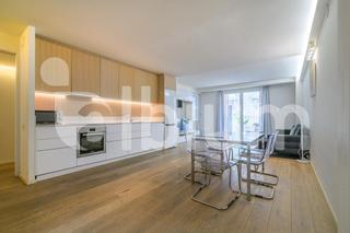 Appartamento  Carrer josep anselm clave. Vivienda seminueva en el centro de barcelona